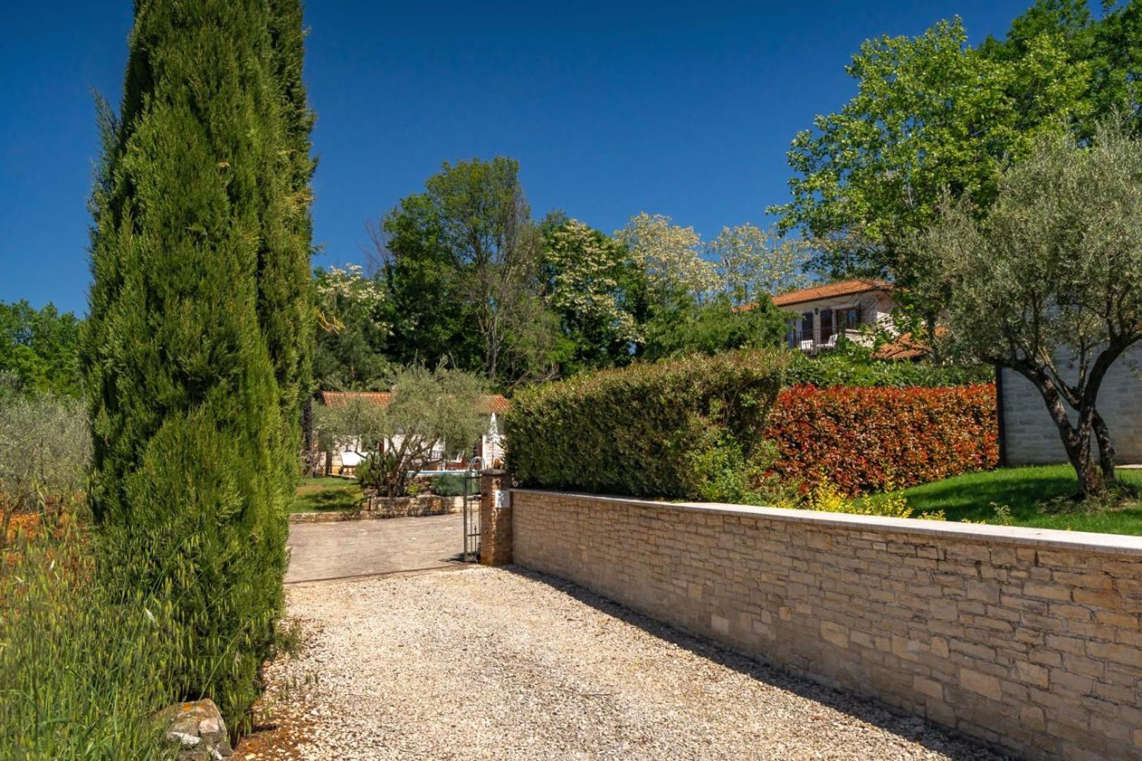 Rustic Villa Cehici With Pool In Sveti Lovrec Jehnici المظهر الخارجي الصورة
